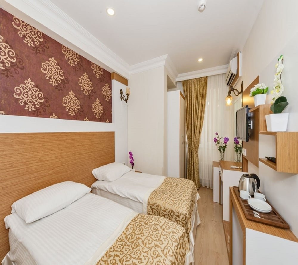 Raimond Hotel Room Type - Standart Üç Kişilik Oda Raimond Hotel Room Type - Standart Üç Kişilik Oda