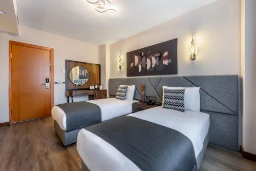 Hotel Bristol Room Type - Deluxe Twin Room