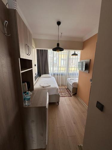 Terrace Guesthouse - Tap to explore photos