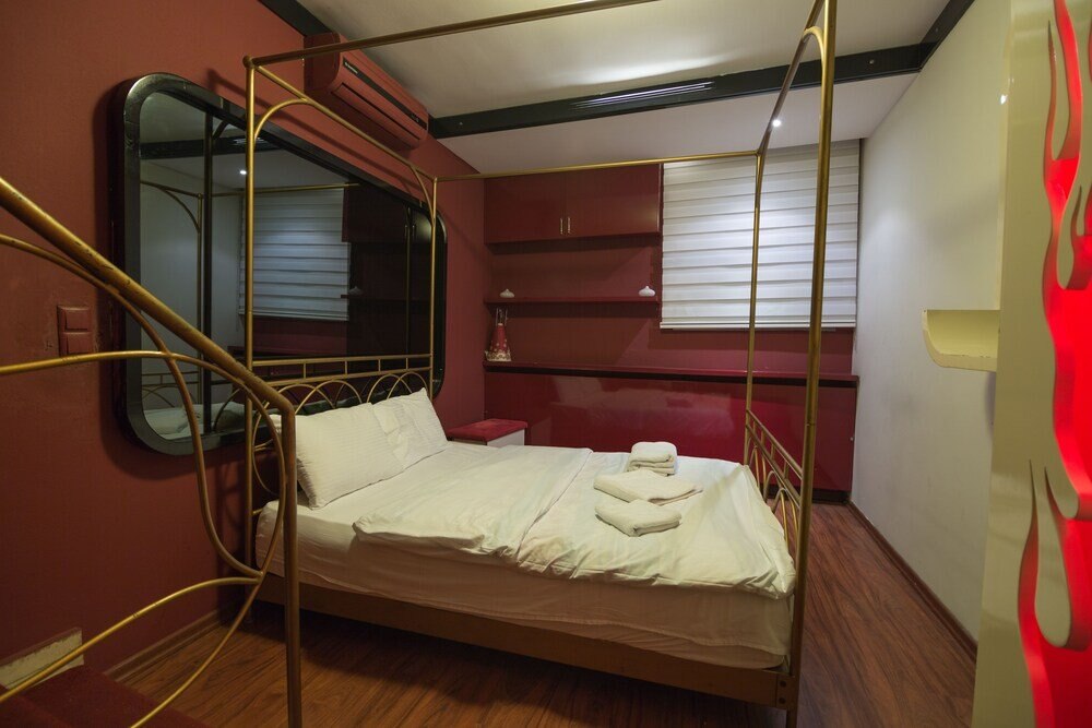 Element Suites Room Type - Duplex Basement