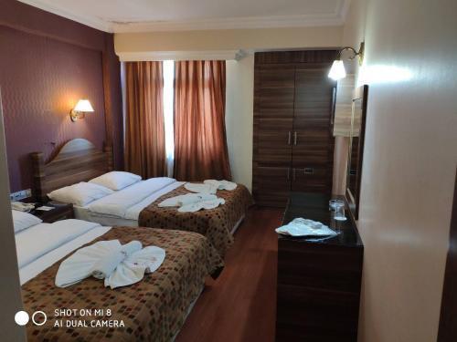 Hotel Bazaar Room Type - Standard Double or Twin Room Hotel Bazaar Room Type - Standard Double or Twin Room