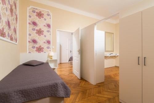 Vincanto Apartments Oldtown Prague1 - Tap to explore photos