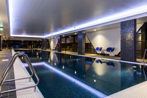 The Branksome Hotel And Residences - Tap to explore photos