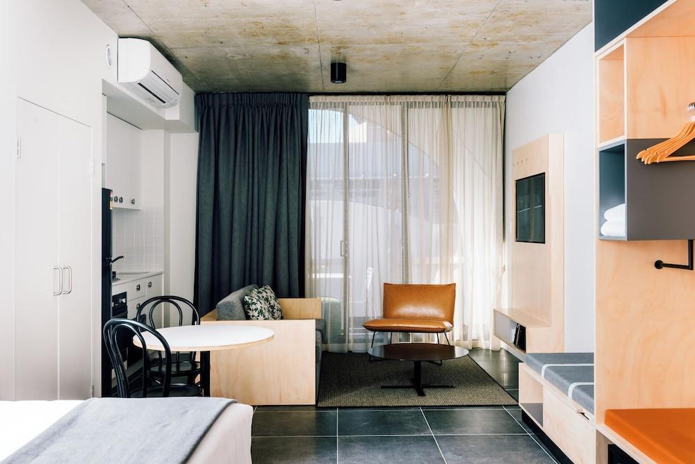 Veriu Broadway Room Type - Superior Junior Suite
