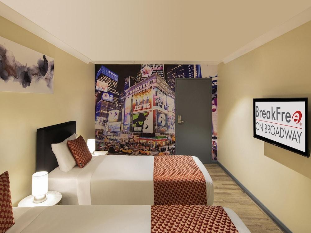 BreakFree on Broadway Sydney Room Type - Standard Room, 2 Twin Beds