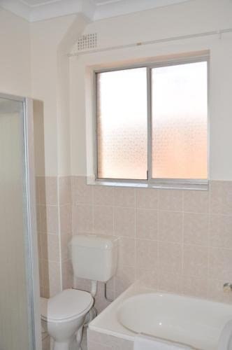 Accommodation Sydney Kogarah 2 bedroom apartment with balcony - Tap to explore photos