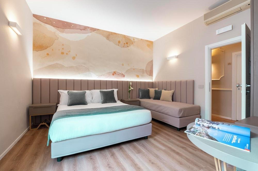 HOTEL MAGIC Room Type - Comfort Triple Room