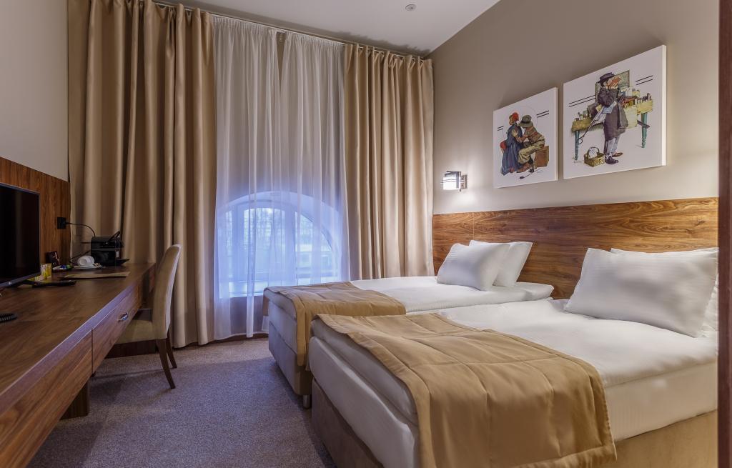 Riverside Hotel Room Type - Deluxe Twin Room Riverside Hotel Room Type - Deluxe Twin Room