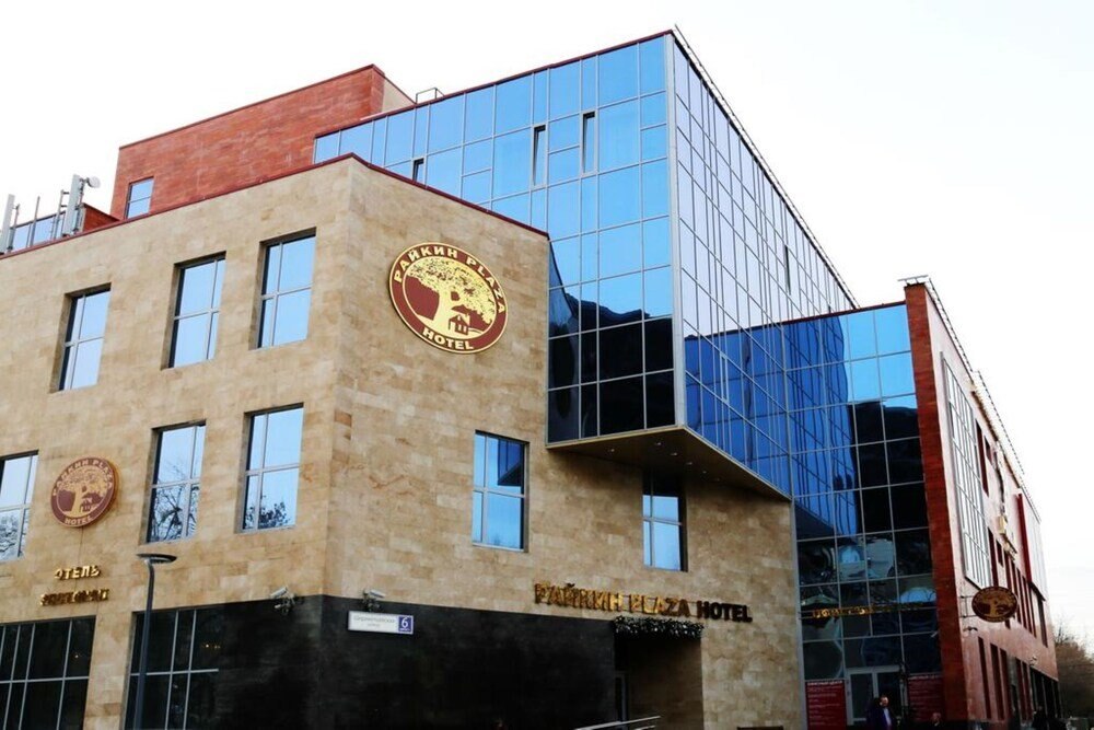 Raikin Plaza Hotel - Tap to explore photos