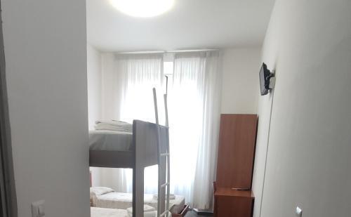 Ostello Villa Monte Mario Room Type - Standard Quadruple Room