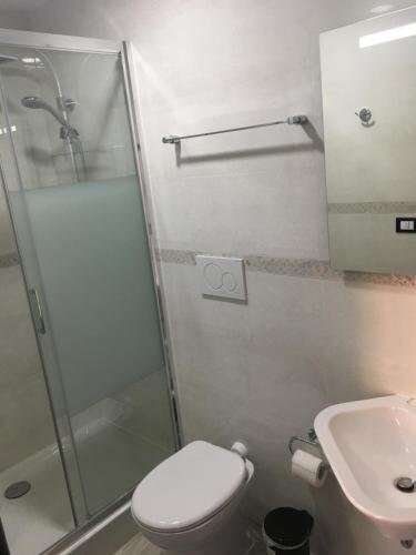 Favola Romana - Guest House Room Type - Triple Room with Bathroom