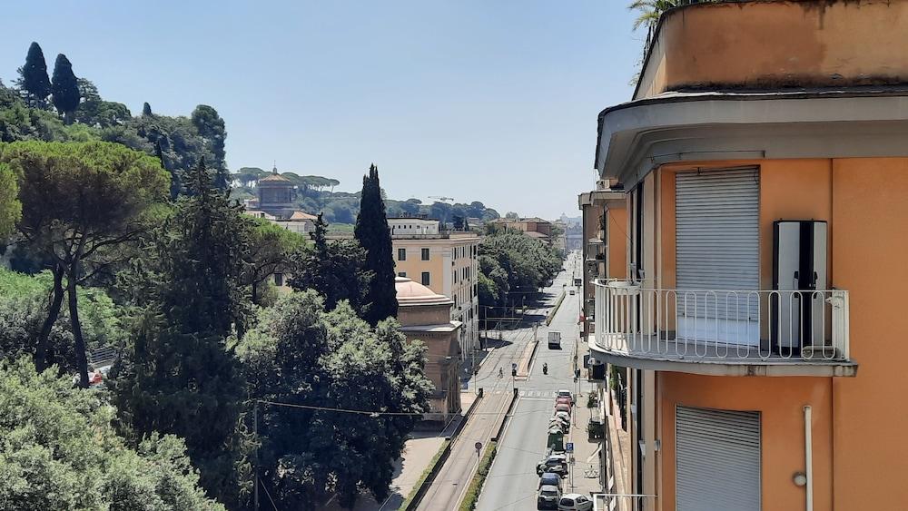 Tevere Home - Tap to explore photos