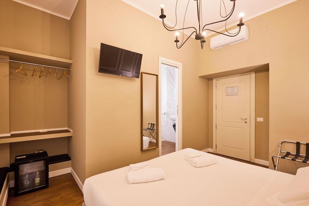 Dem Hotel Room Type - Classic Double or Twin Room