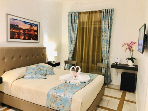 KAMBAL LUXURY SUITES - Tap to explore photos