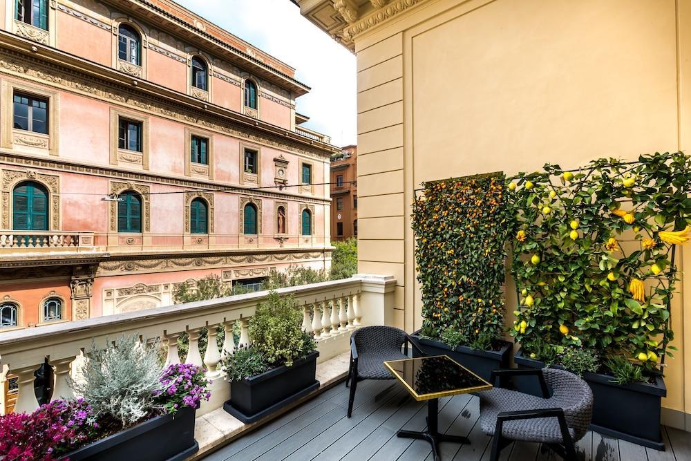 Hotel The Haven Roma - Tap to explore photos