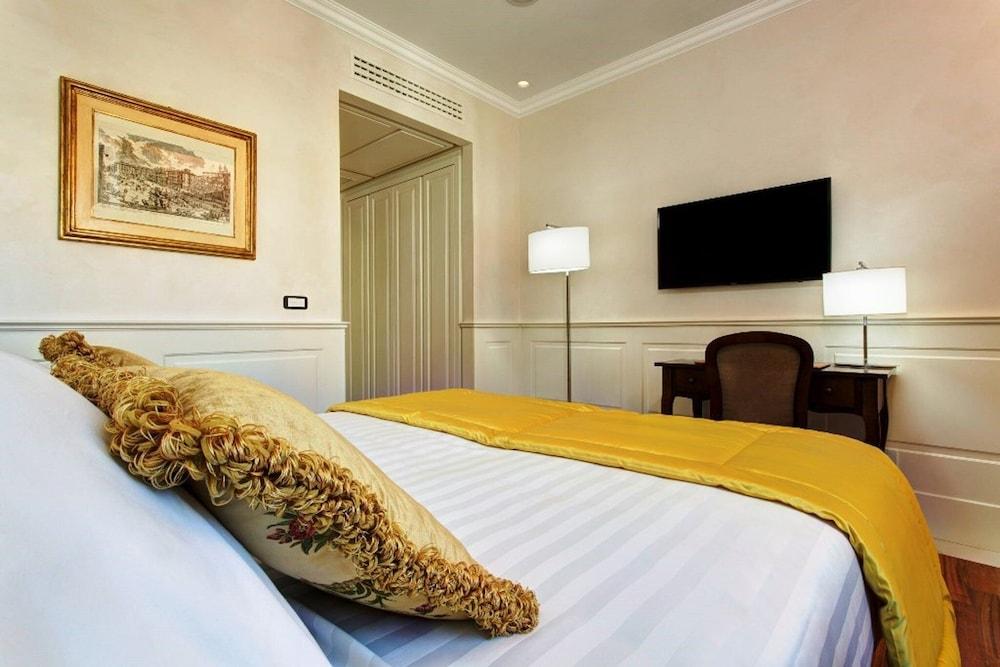 Hotel degli Artisti Room Type - Superior Double Room