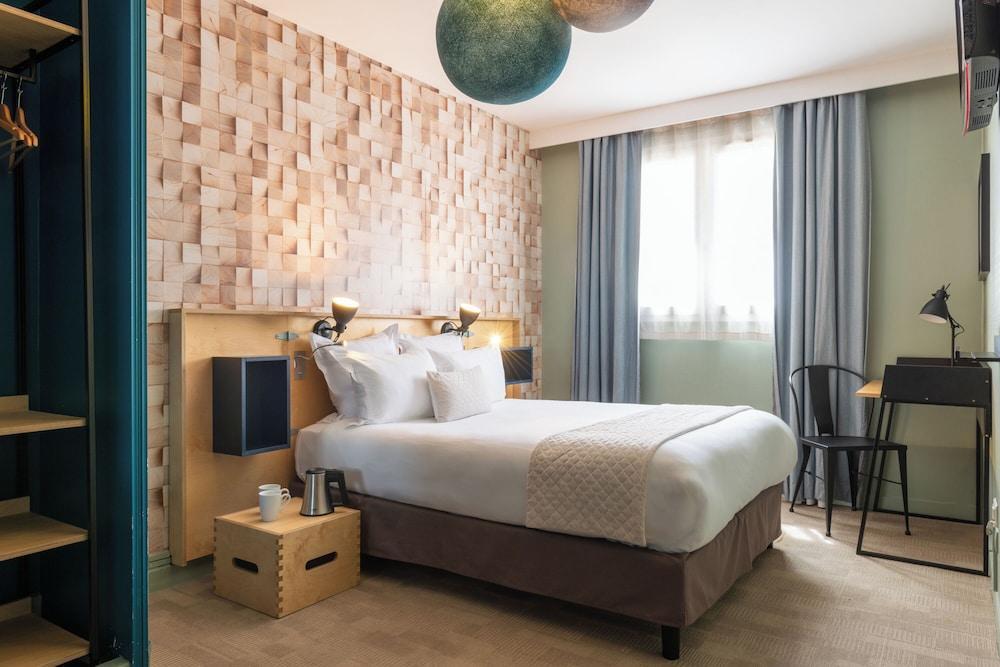 Bootcamp Hotel Room Type - Comfort Room