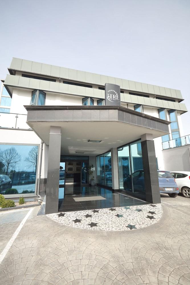 Hotel Relax - Tap to explore photos