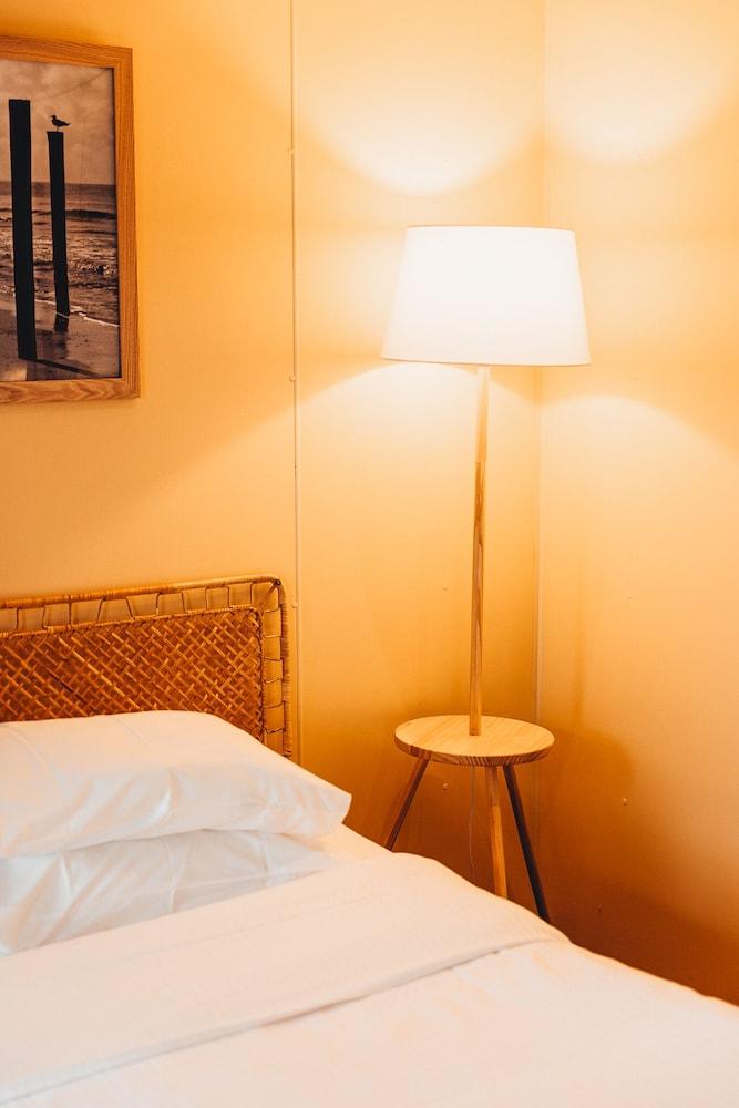Beach Holiday Apartments Room Type - Spa Suite (Dundas)