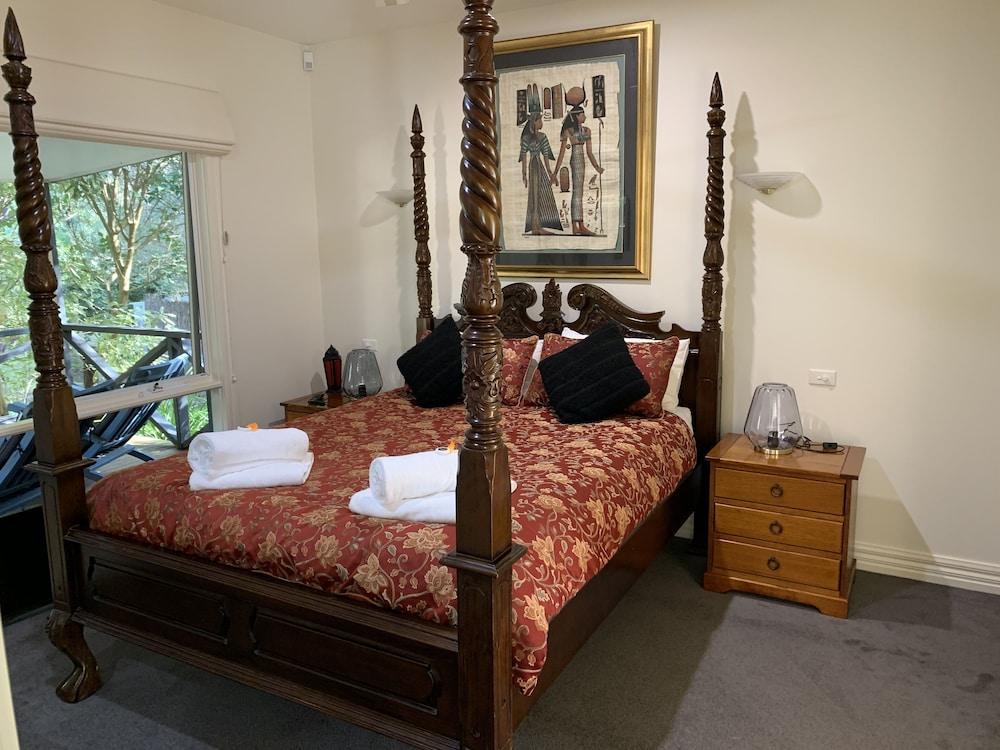 Weeroona Room Type - The Egyptian Cottage