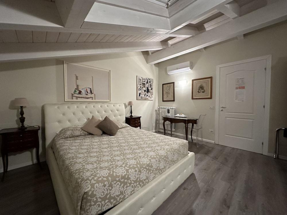 Villa Abbamer Room Type - Deluxe Double Room