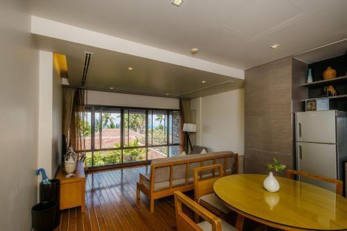 The Sea Koh Samui Resort & Residences by Tolani Room Type - One Bedroom Deluxe Suite Sea View with free mini-bar