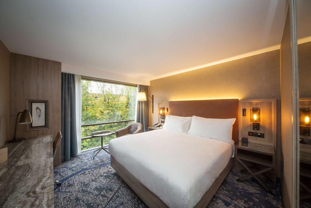 DoubleTree by Hilton London Kingston Upon Thames Room Type - Room, 1 King Bed