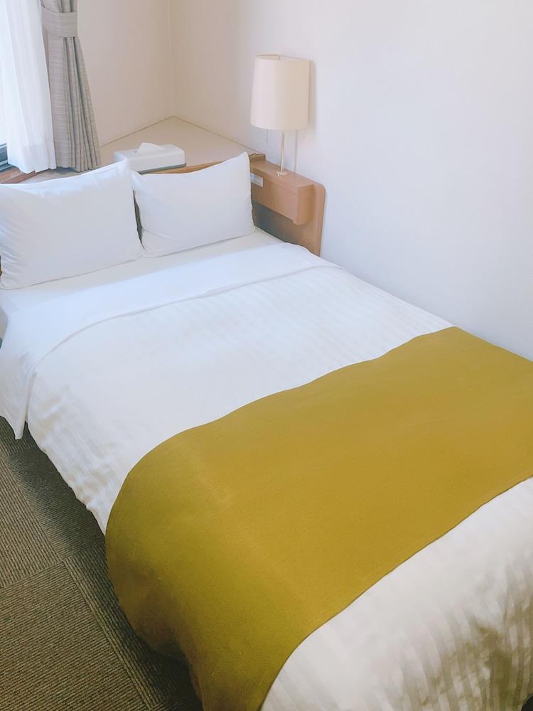 Fuchu Urban Hotel Main Room Type - Semi Double Room, Smoking