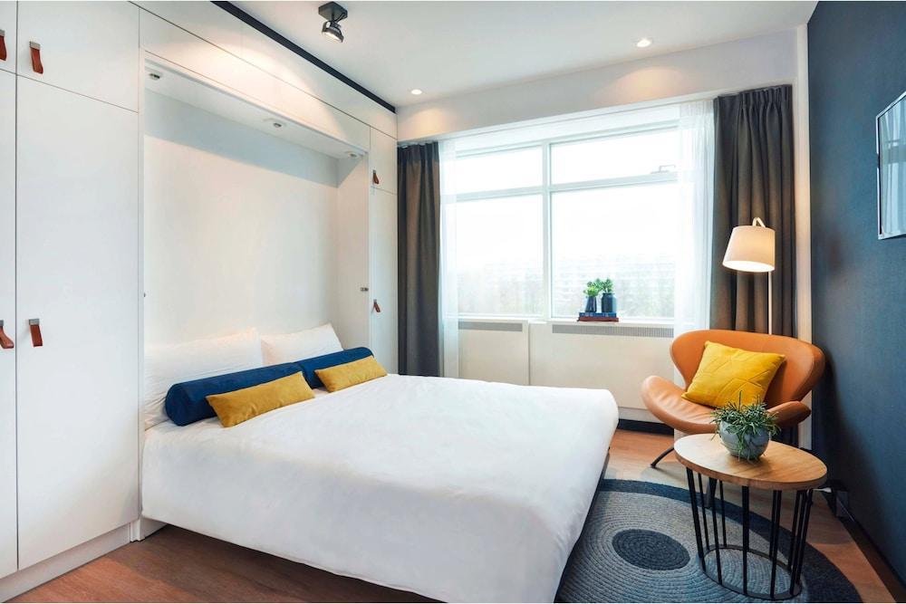 Cityden Zuidas Room Type - Studio with Murphy Bed