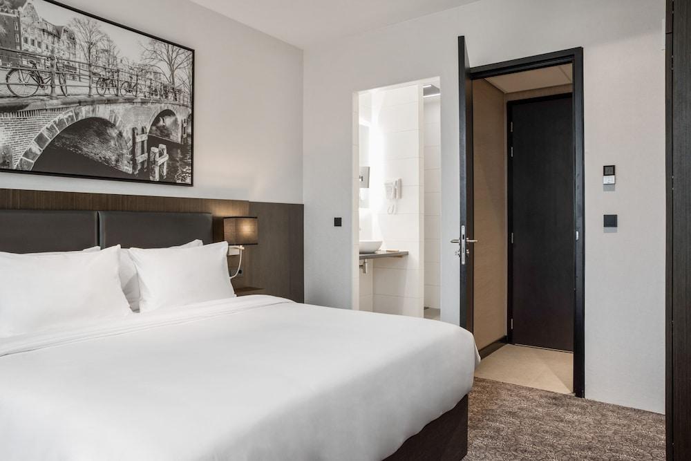 Radisson Hotel & Suites Amsterdam South Room Type - Suite - Two Bedroom