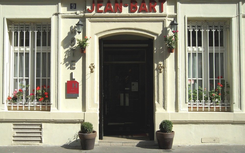 Hôtel Jean Bart - Tap to explore photos