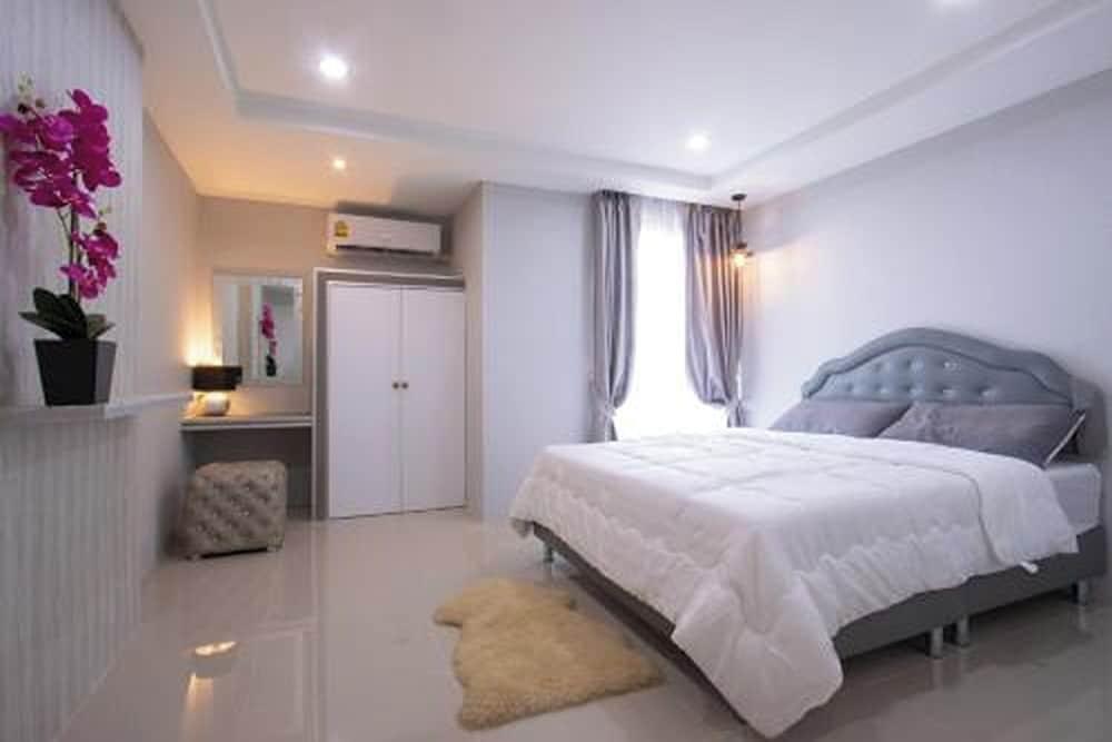 51 Suanplu Residence Room Type - Superior Room