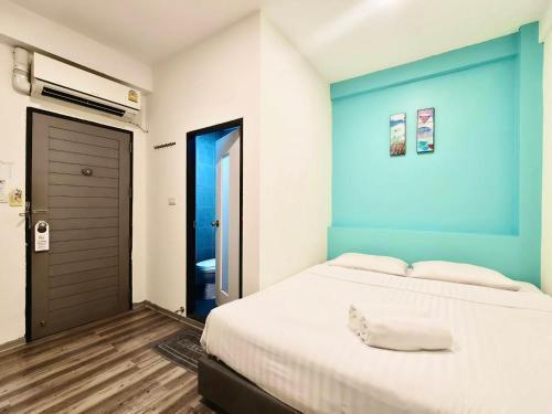 Kim Korner Hotel Room Type - Superior Double Room