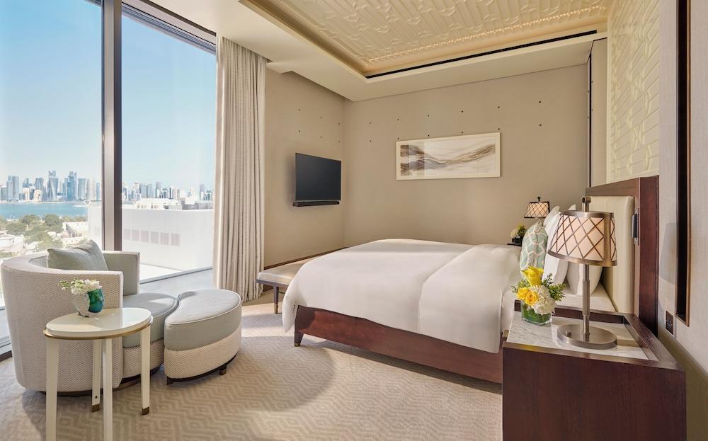 Mandarin Oriental, Doha Room Type - Panoramic Suite, 1 King Bed