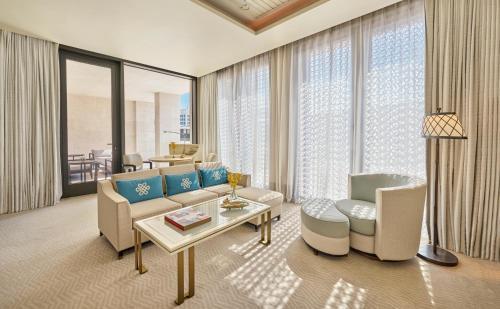 Mandarin Oriental, Doha Room Type - Deluxe Suite