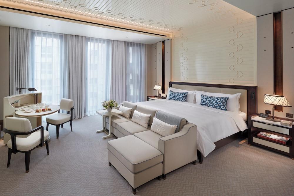 Mandarin Oriental, Doha Room Type - Premier Room, 1 King Bed