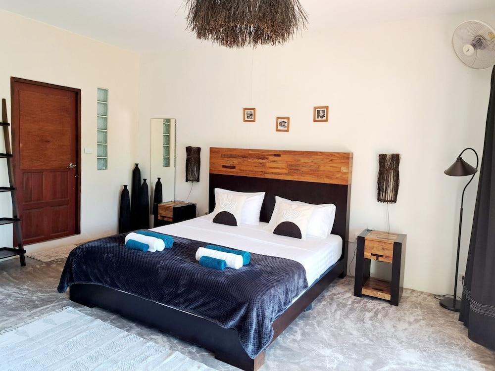 Laura's Guest House Samui Room Type - Design Double Room, 1 King Bed