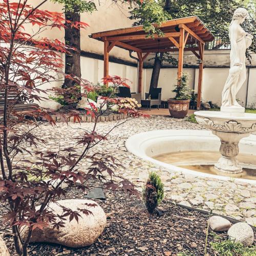 Alfons Boutique Hotel - Tap to explore photos