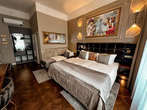Alfons Boutique Hotel - Tap to explore photos