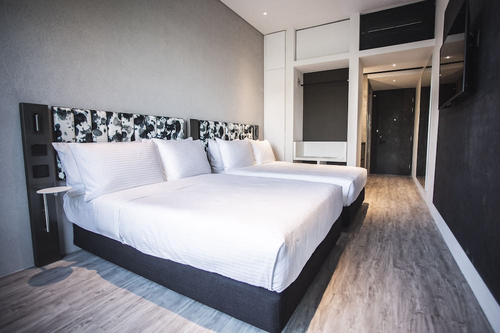 Page148, Page Hotel Room Type - Family Room