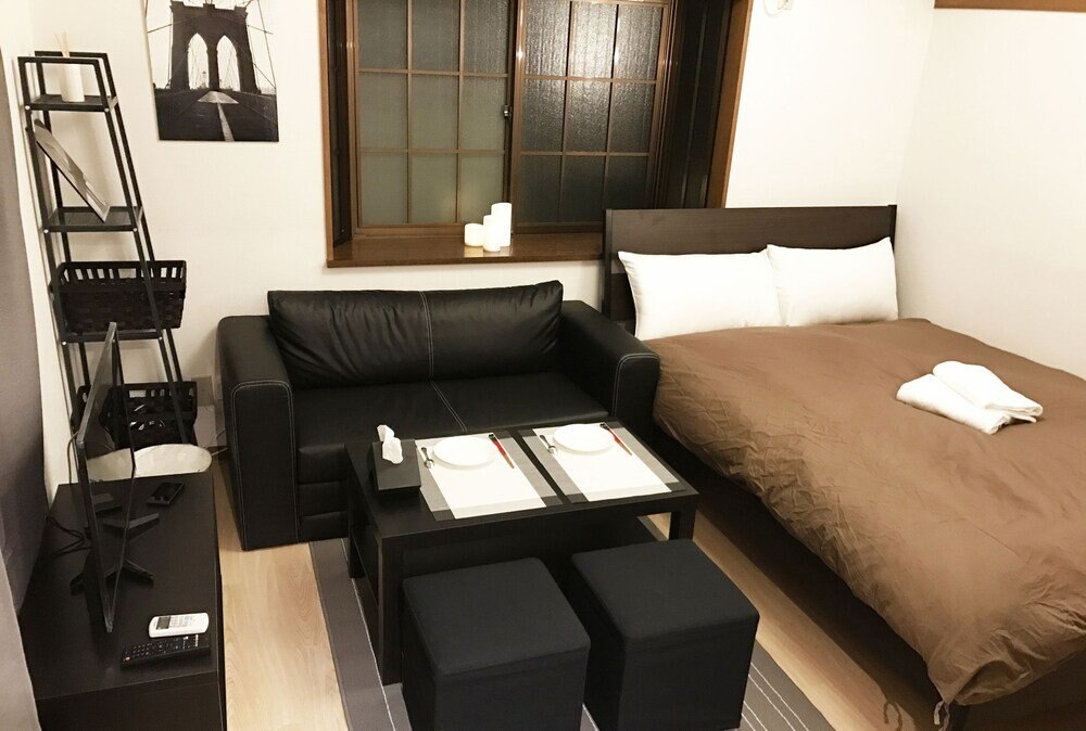 Tokyo Urban Flat Hotel 201 - Tap to explore photos