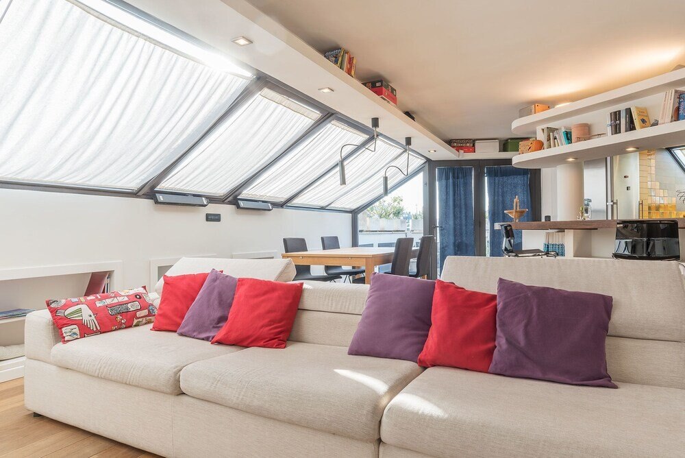 Torlonia Exclusive Penthouse - Tap to explore photos