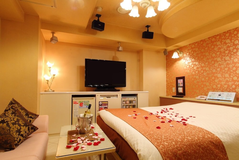 Restay Fuchu - Adult Only - Tap to explore photos