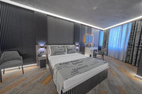Tryp By Wyndham Istanbul Sancaktepe Room Type - Standard King Room - Non-Smoking