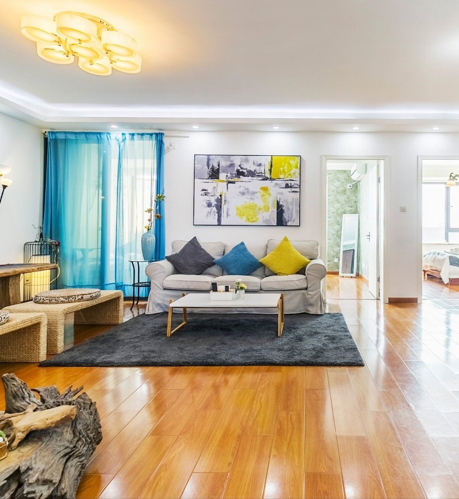 Henry's Apartment- Xinma Road 4 Bedroom - Tap to explore photos