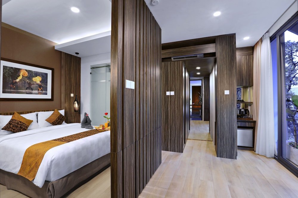 S7 Suites Gandaria Room Type - Deluxe Suite