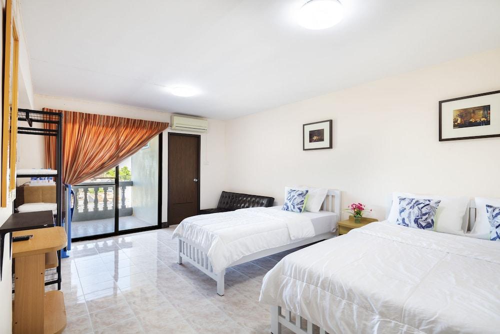 Penyos Suite Room Type - Family Twin Room