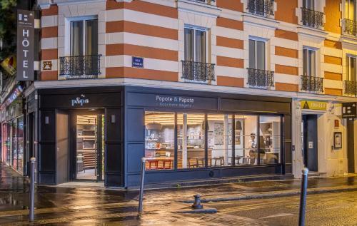 Urban Bivouac Hotel - Tap to explore photos