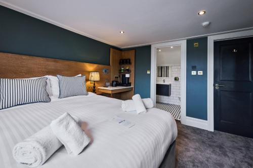 The Crown Pub & Guesthouse Room Type - Double Room with Private Bathroom