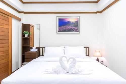 Suthep Home & Hostel Room Type - Deluxe King Room